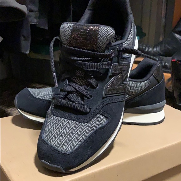 New Balance running shoes size 6 - Picture 3 of 3